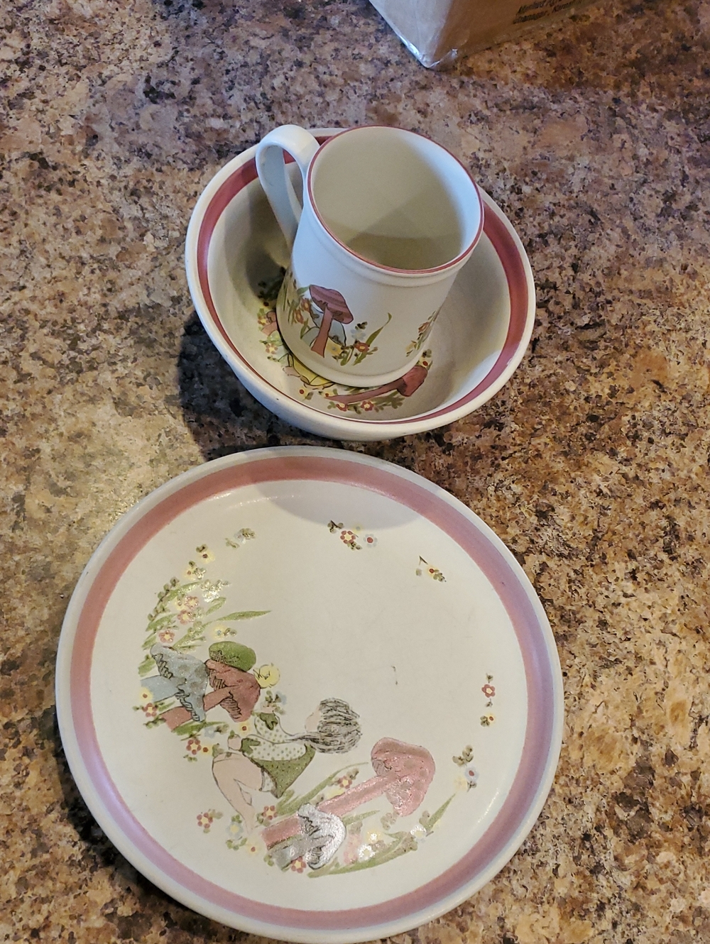 Dream Weavers Ceramic Plate, Bowl & Mug Set - Decorative Home Dining